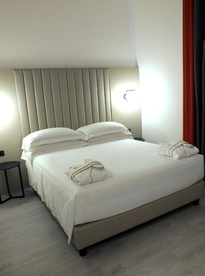 Superior Double Room,1357730204:JPEG