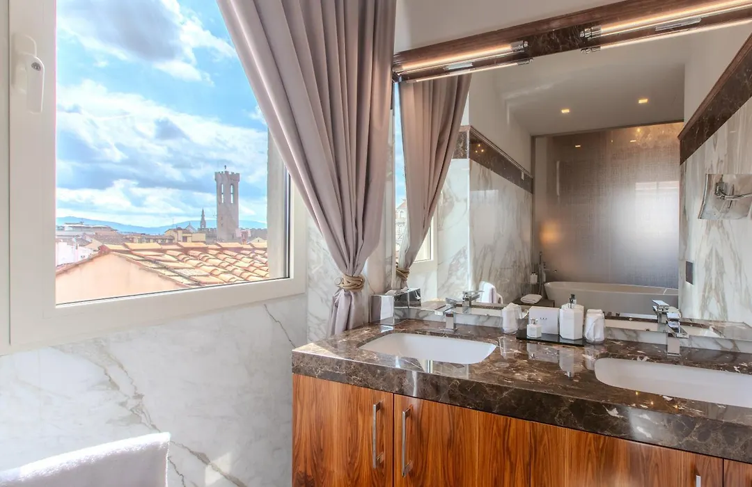 Donati Luxury Tower Suites-1